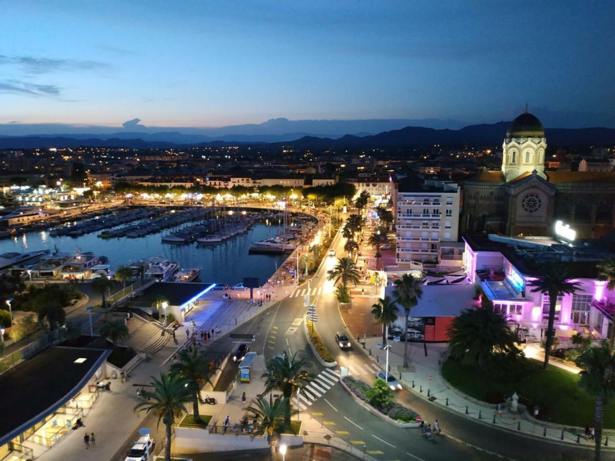 Au Coeur De Port Frejus - T2 30 M² - Tout A Pied Zewnętrze zdjęcie